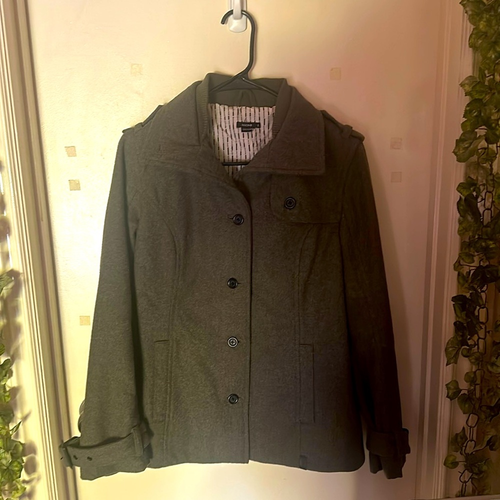 Brand new Nixon woman’s jacket